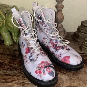 Forever 21 Floral combat boots